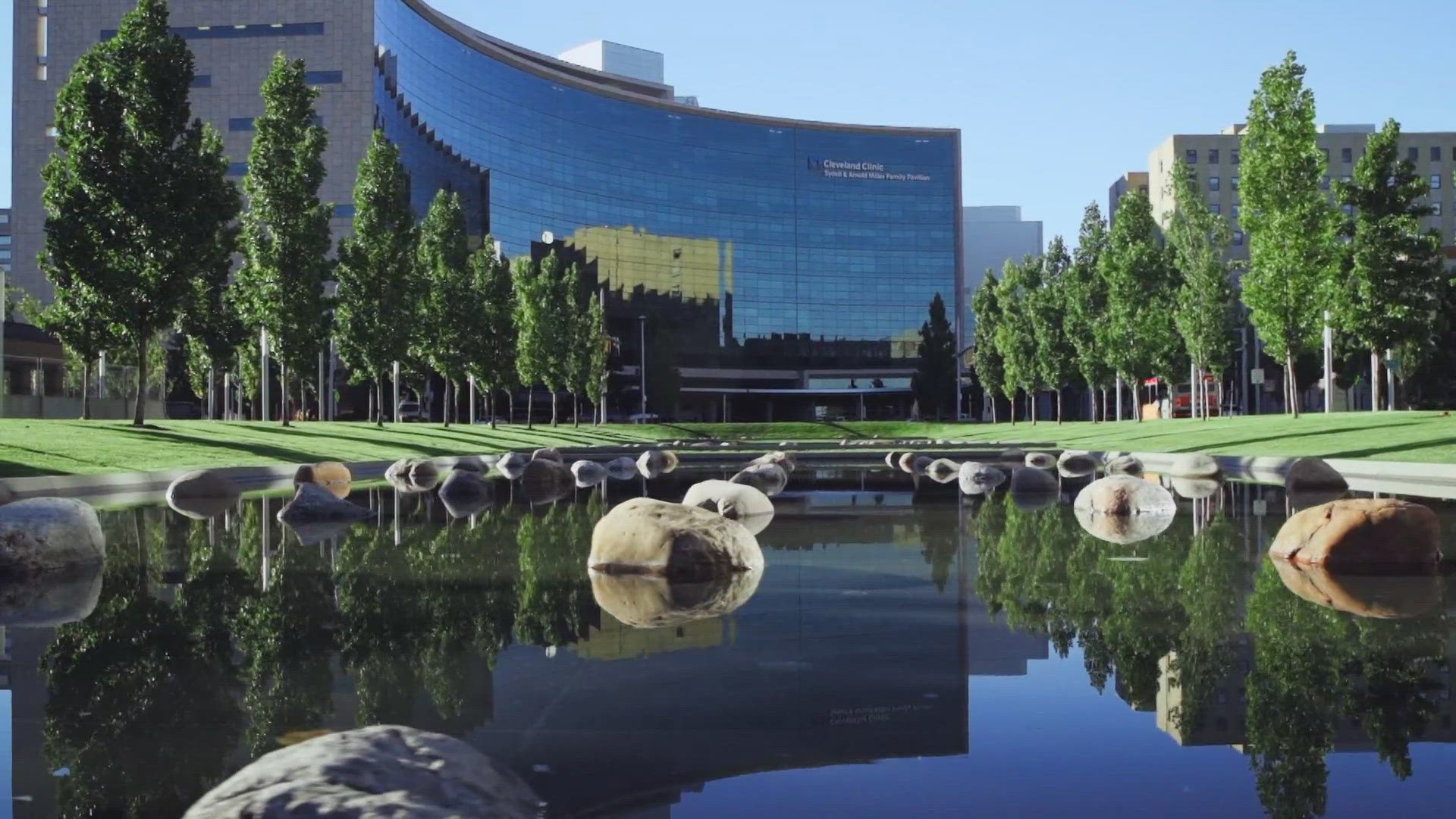 Cleveland Clinic remains on U.S. News & World Report’s “Honor Roll,” ranking nationally in 15 specialties, despite dropping to No. 3 in cardiology.