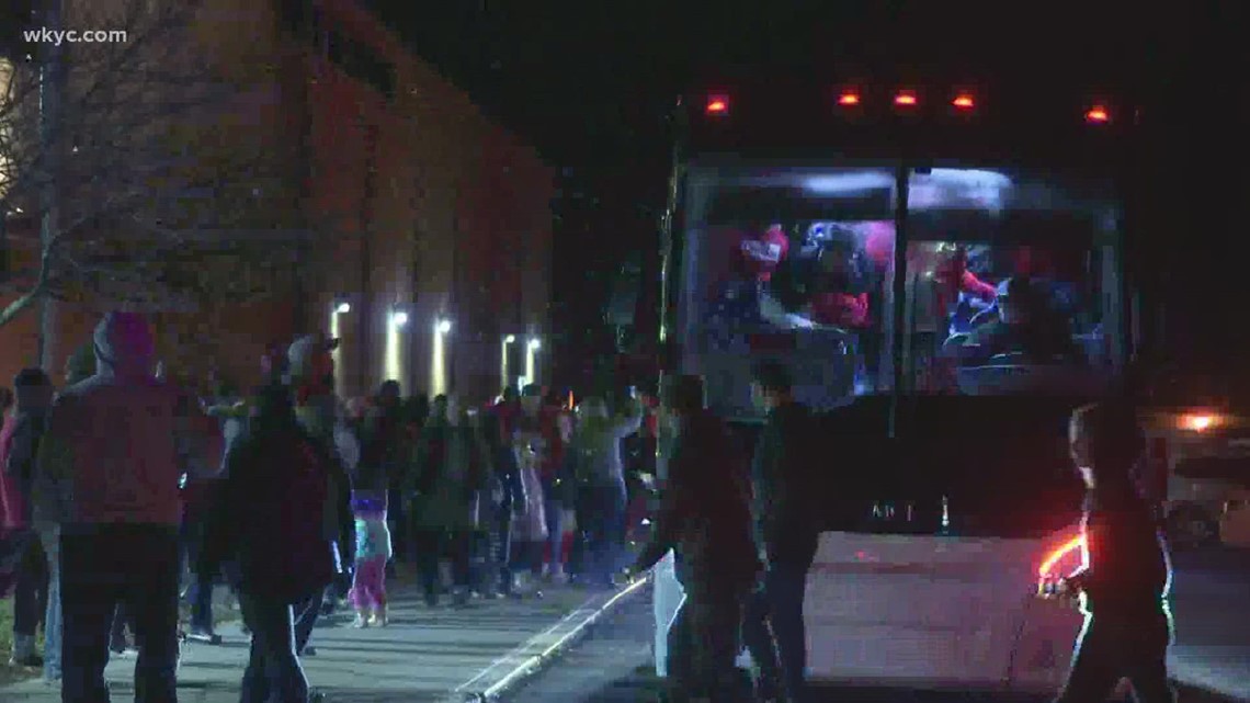 Chardon football team receives hero's welcome after winning OHSAA Division III state championship