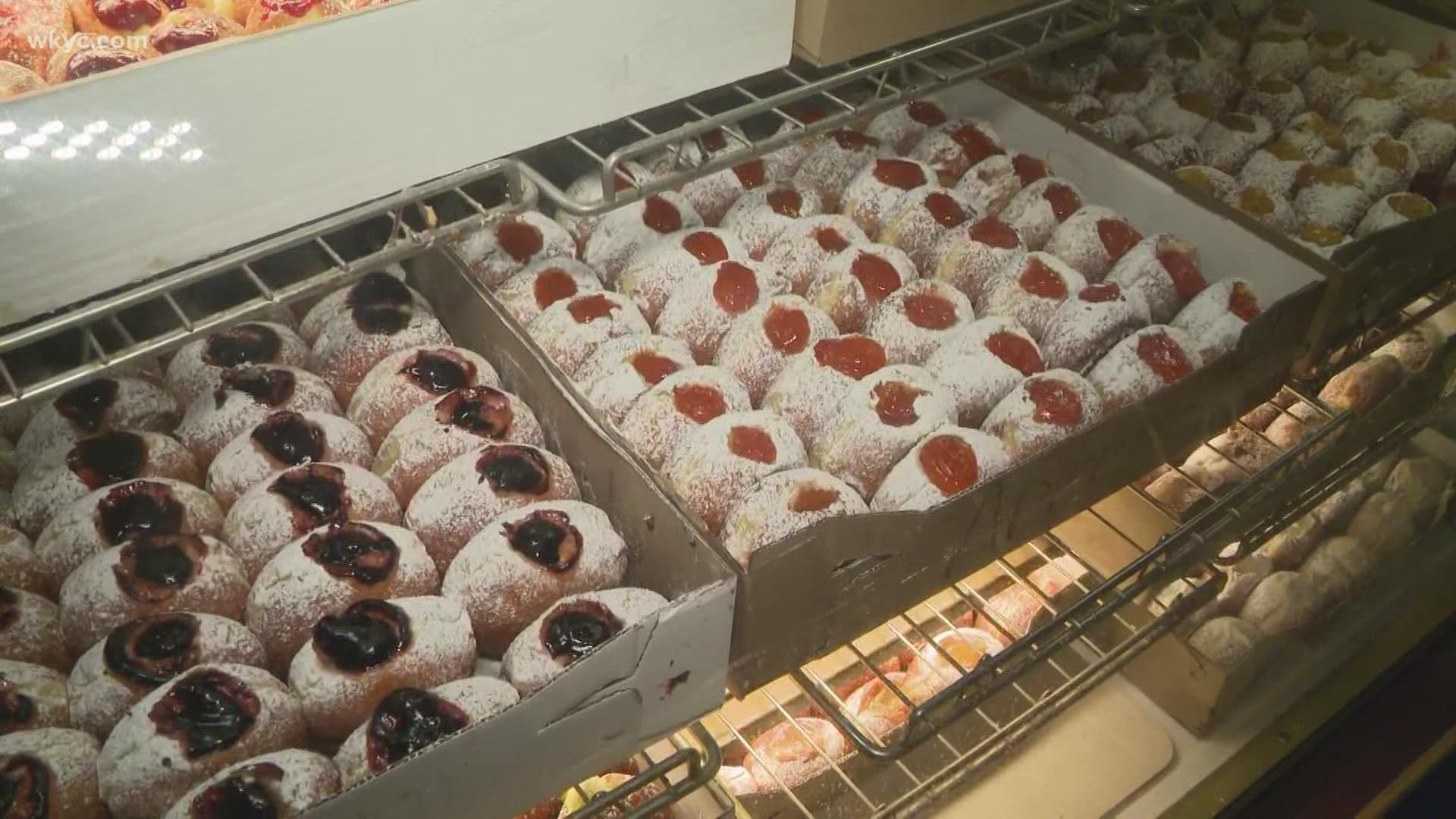 Rudy's Strudel and Bakery in Parma is planning to serve up 75,000 paczki in celebration of Fat Tuesday.