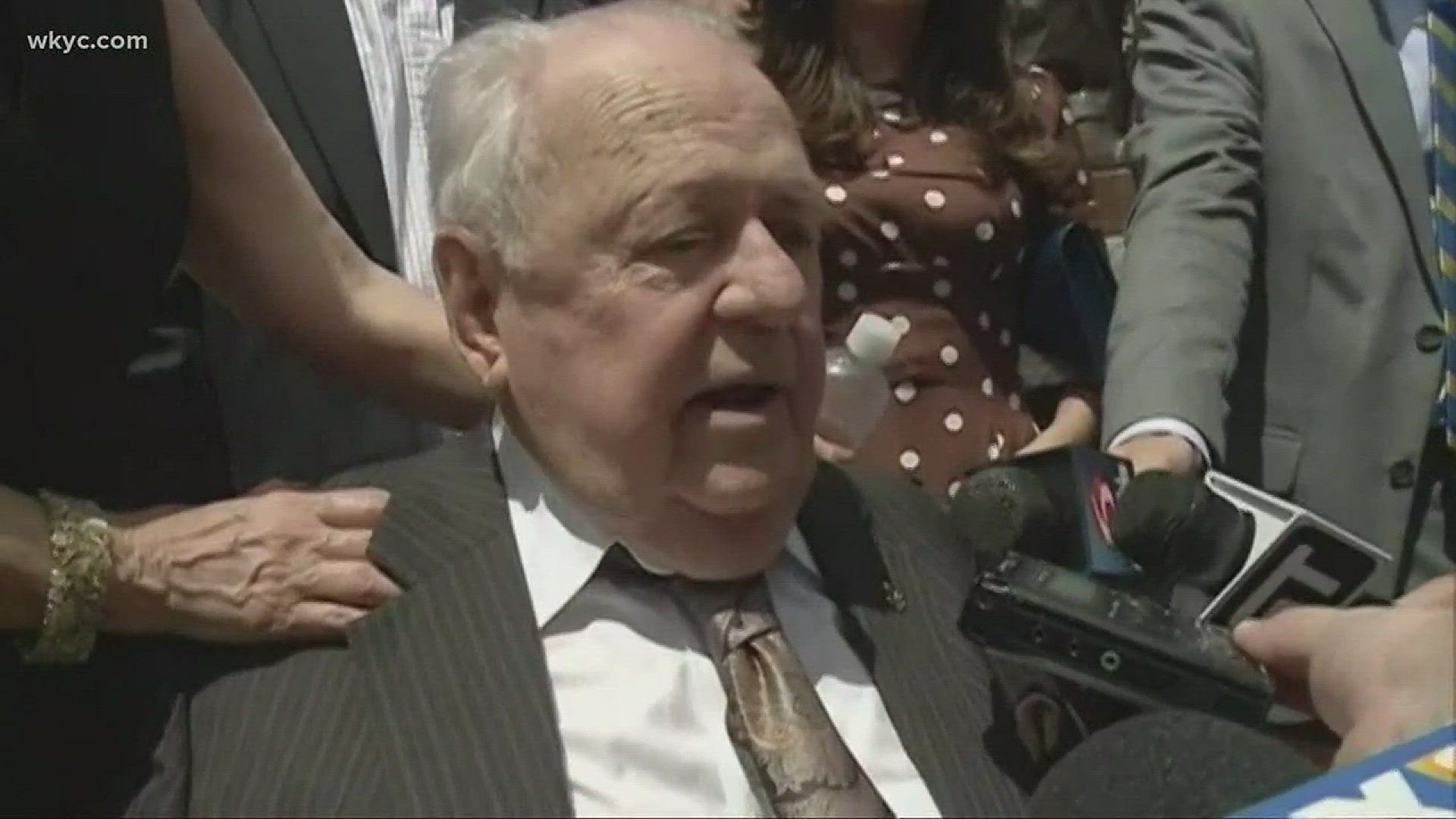 New Orleans Saints, Pro Football Hall of Fame donor Tom Benson passes away