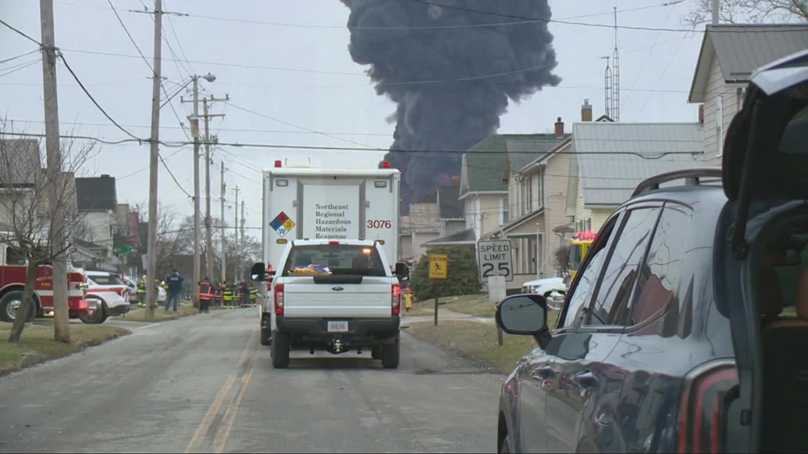 Akron, Cuyahoga Falls send firefighters to East Palestine - Vimarsana News