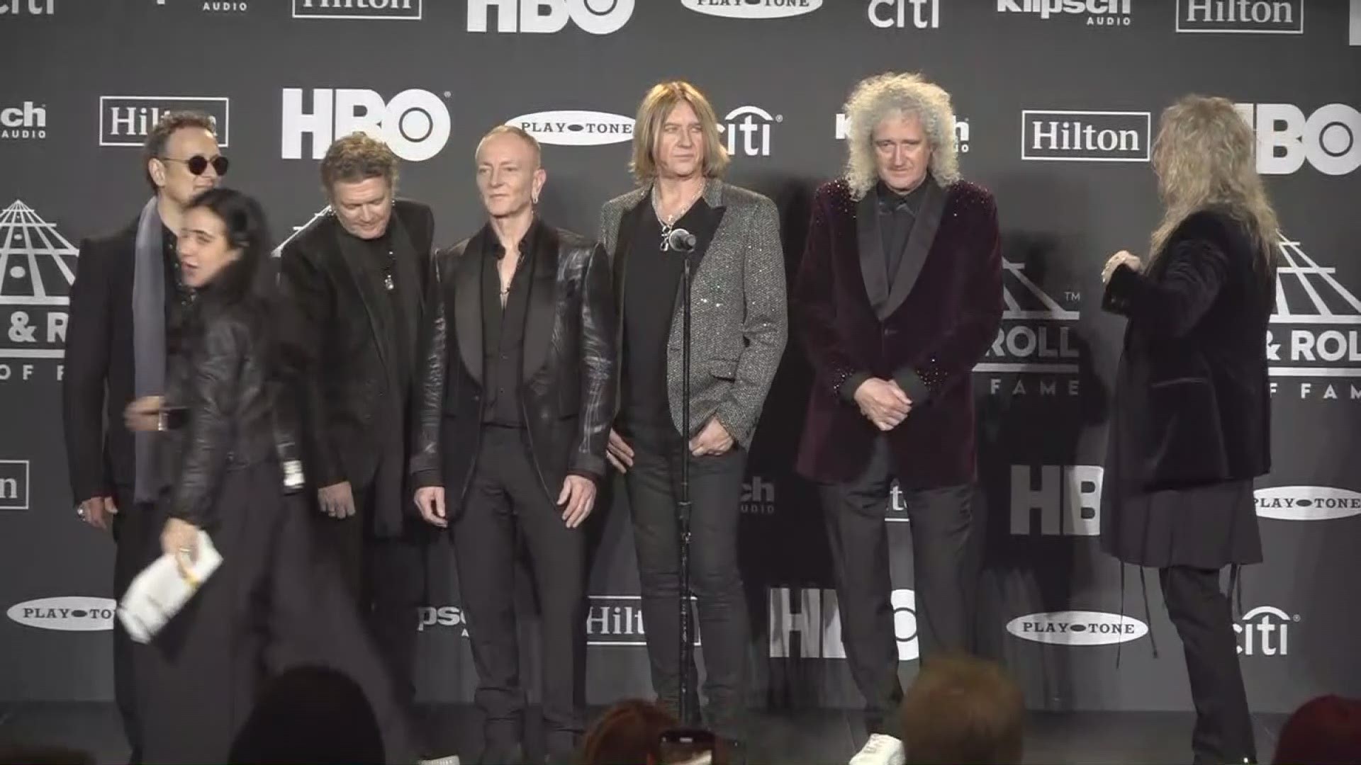 Def Leppard backstage at 2019 Rock & Roll Hall of Fame induction ceremony