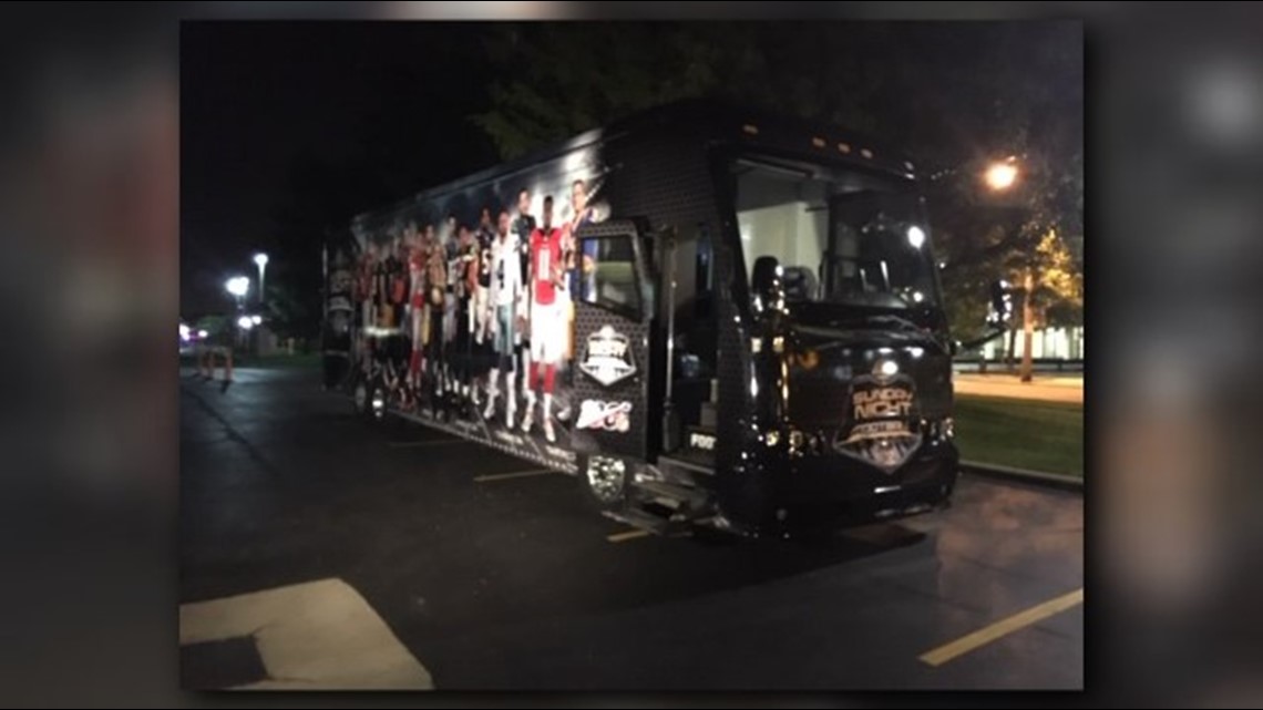 Sunday Night Football bus arrives in Cleveland