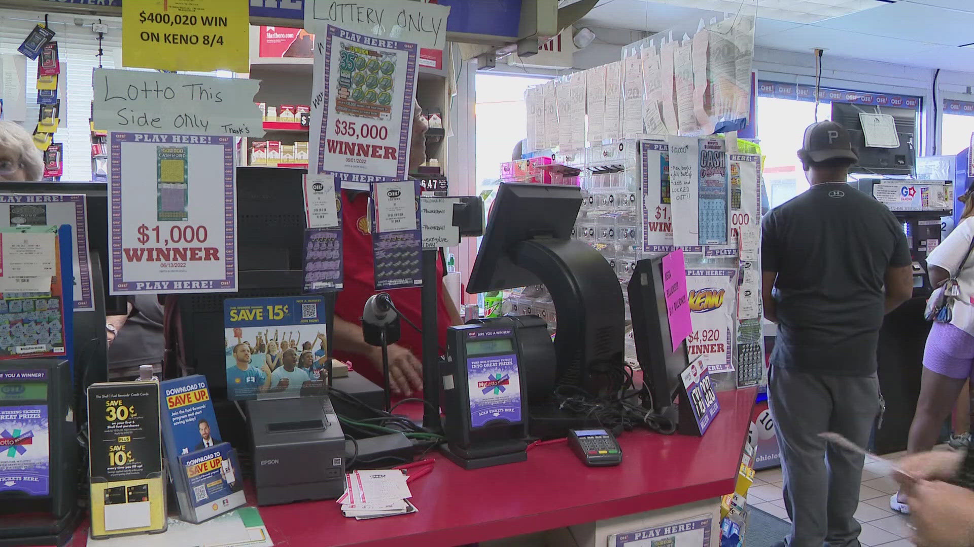A northeastern Ohio man has a bit more cash in his pocket after winning the top prize on a scratch-off ticket.