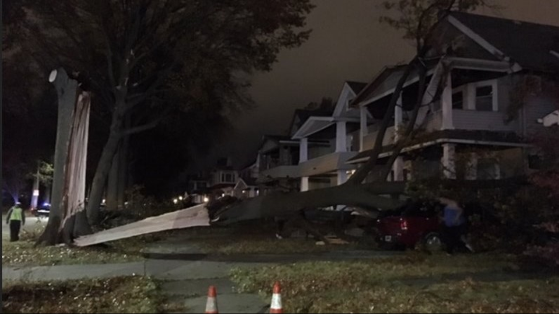 Strong winds whip through Northeast Ohio causing downed trees and power ...