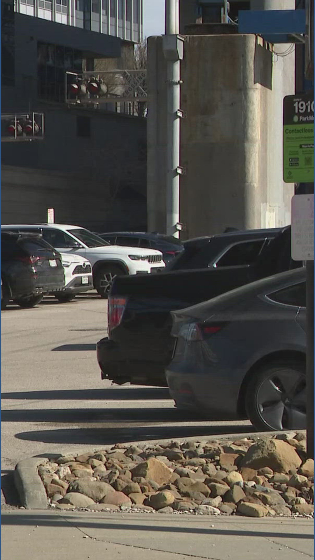 Cleveland adjusts downtown parking rules after feedback from workers ...