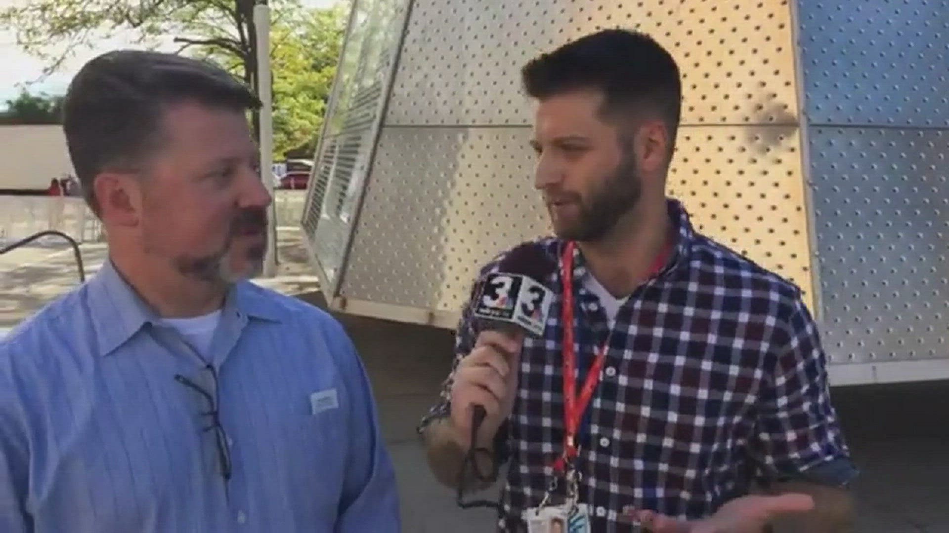 National anthem singer Scott Posey gives us a sneak peak of tonight's ALDS performance