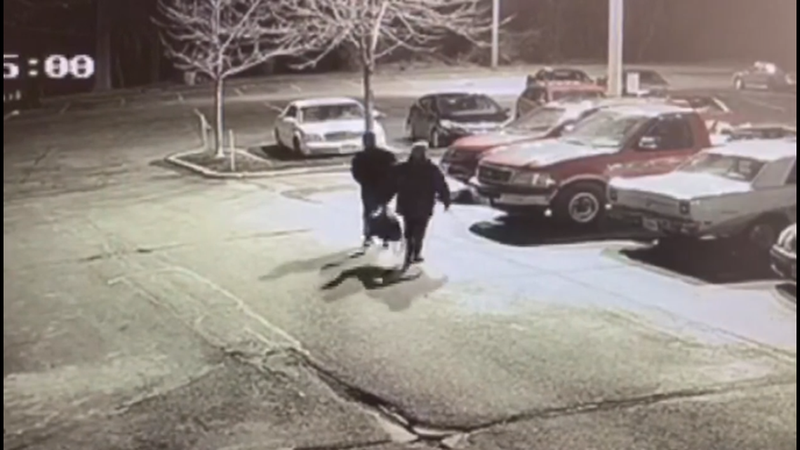 DISTURBING VIDEO | Cleveland woman punched in the face during robbery ...