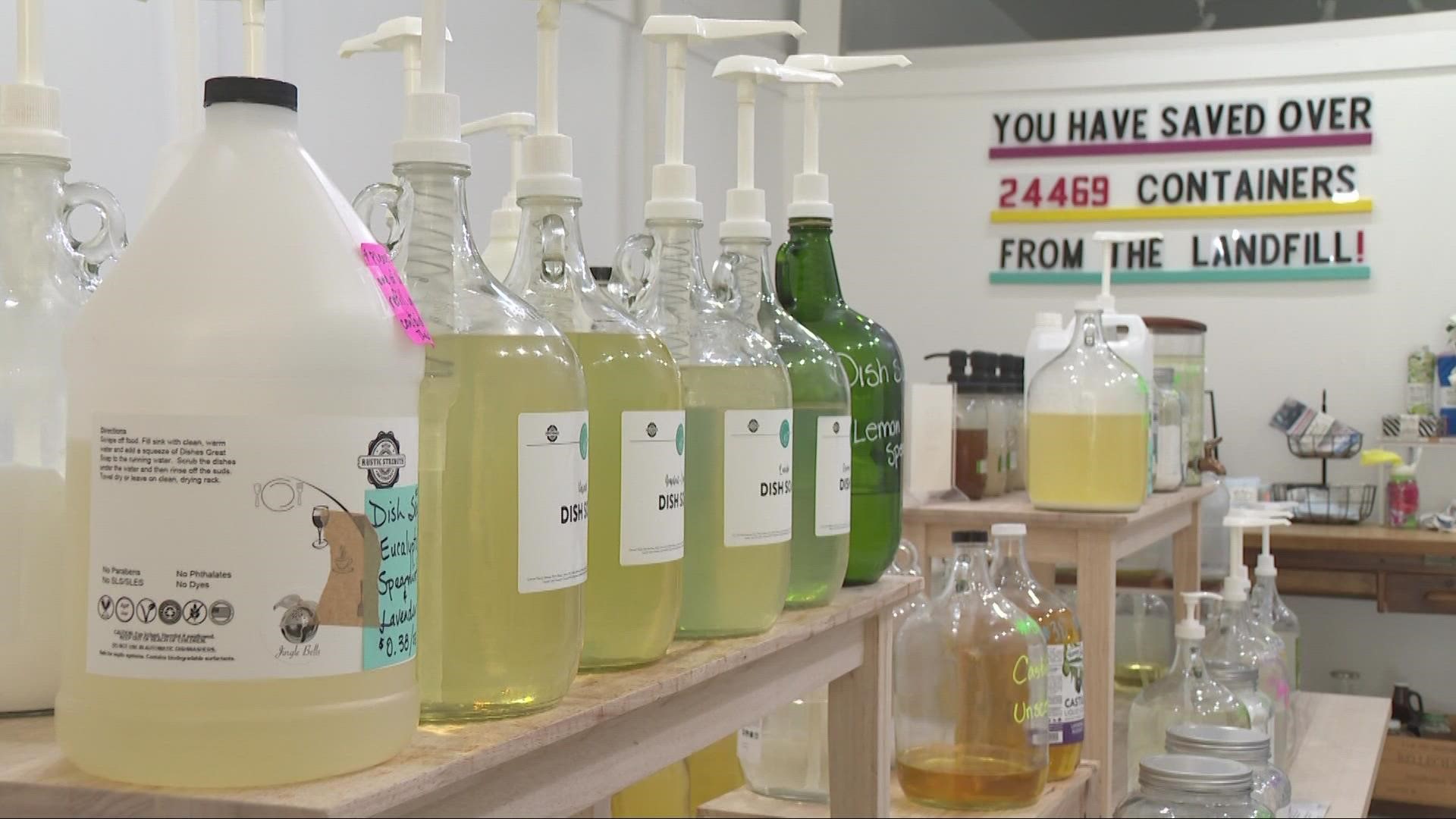 A store in Rocky River is helping customers reduce the amount of waste that ends up in landfills and harms the environment. 3News' Payton Domschke reports.