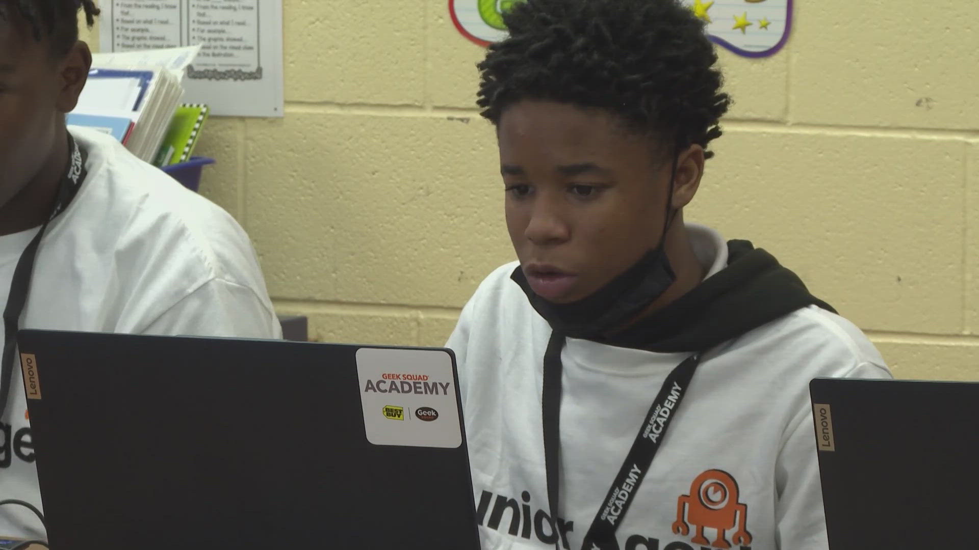 Today's Growing STEM takes us to Wade Park School in Cleveland, where the Geek Squad Academy is helping students develop tech skills and self-confidence.