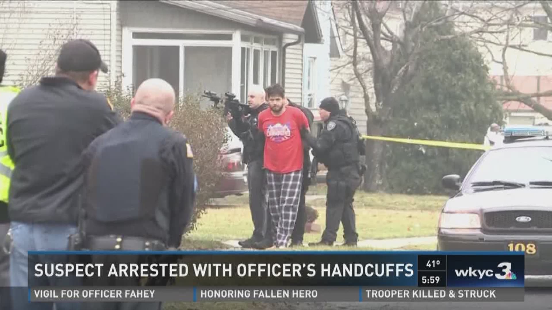 Suspect arrested with officer's handcuffs