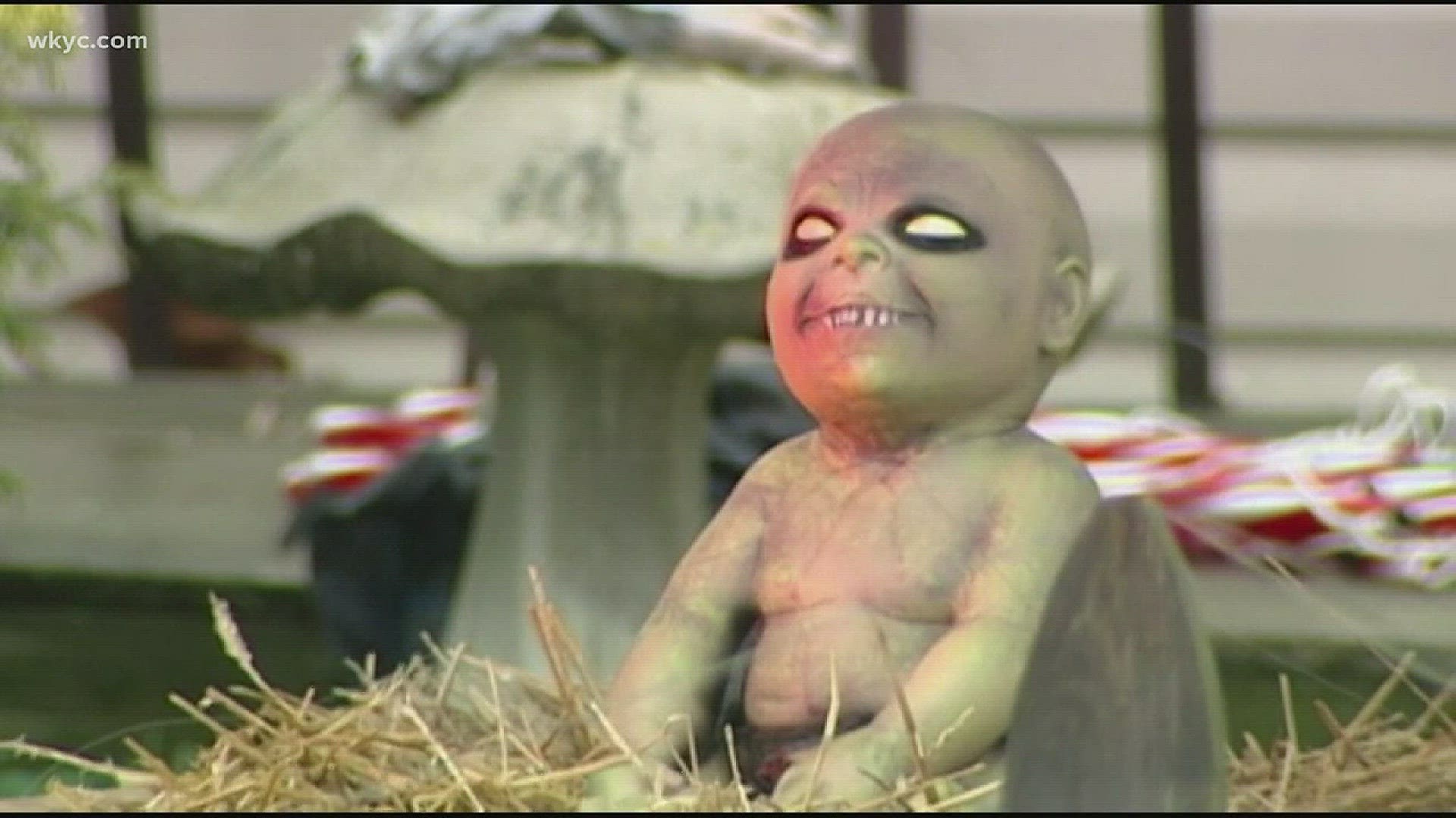 End of days comes for Ohio man's 'zombie Nativity' scene