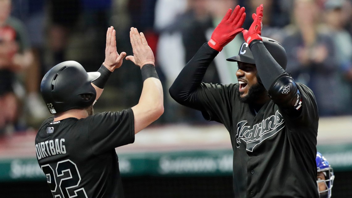 Reyes hits 3-run homer, leads Indians to 4-2 win over Royals