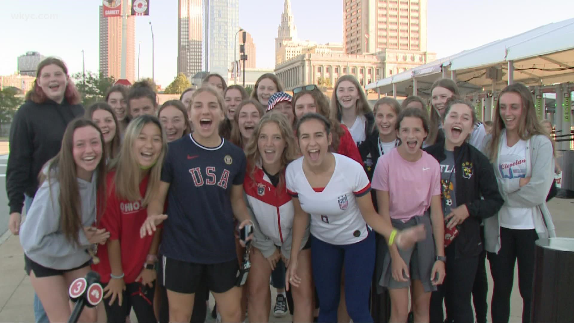 Fans of the USWNT showed up in Cleveland Tuesday to watch the team play. Will Ujek has the story.