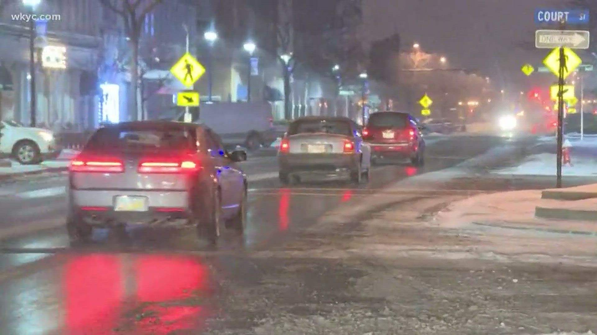 Although snowflakes were flying early this morning, the main roadways in Elyria were clear. WKYC's Tiffany Tarpley shows us the traffic conditions.