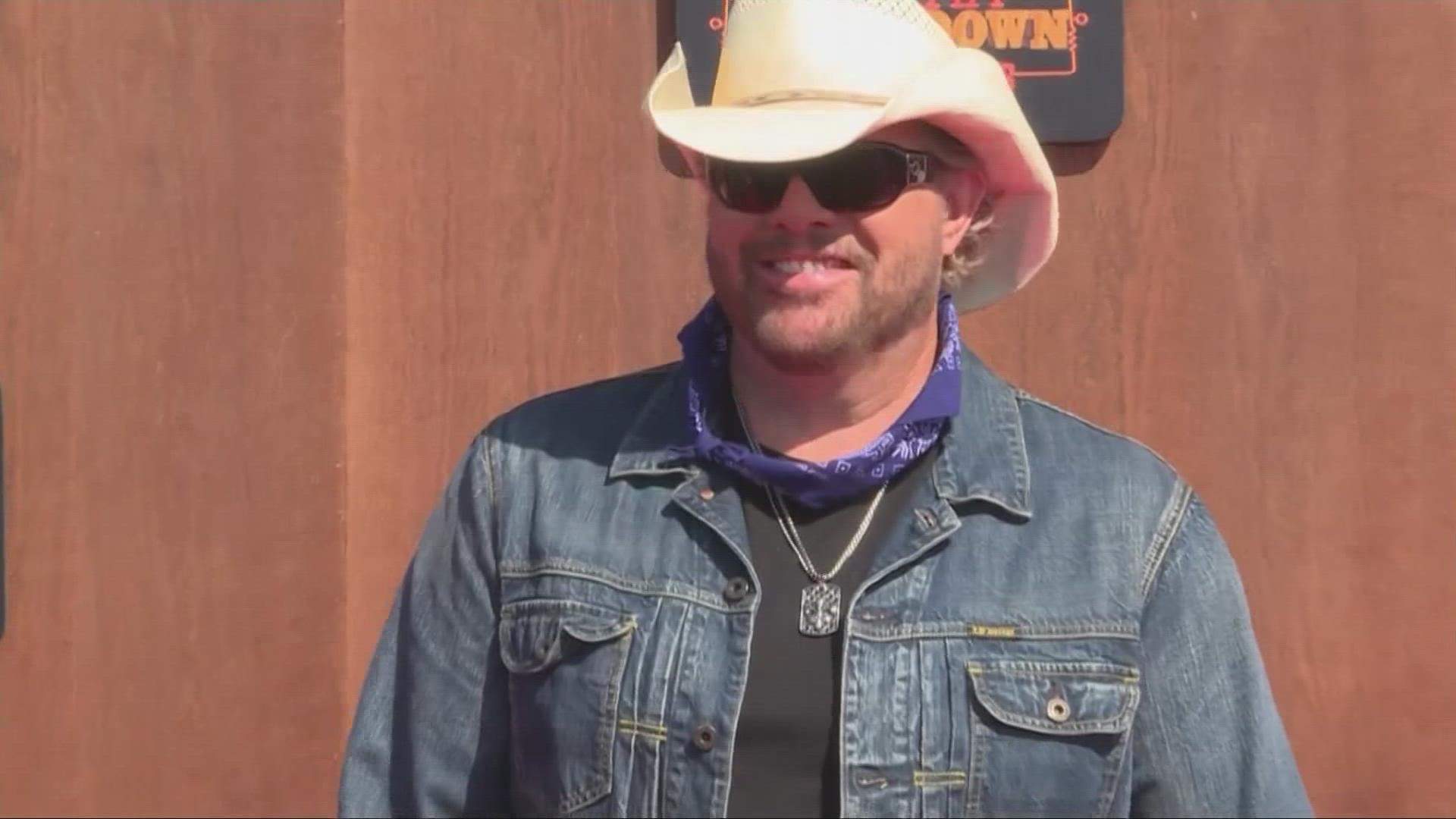 Toby Keith reveals cancer diagnosis