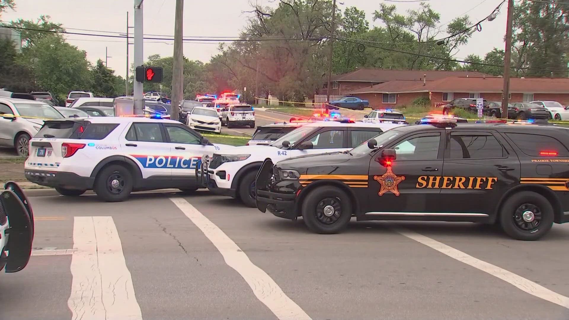 As the officers pursued a passenger, he reportedly turned and opened fire on both the officers. 