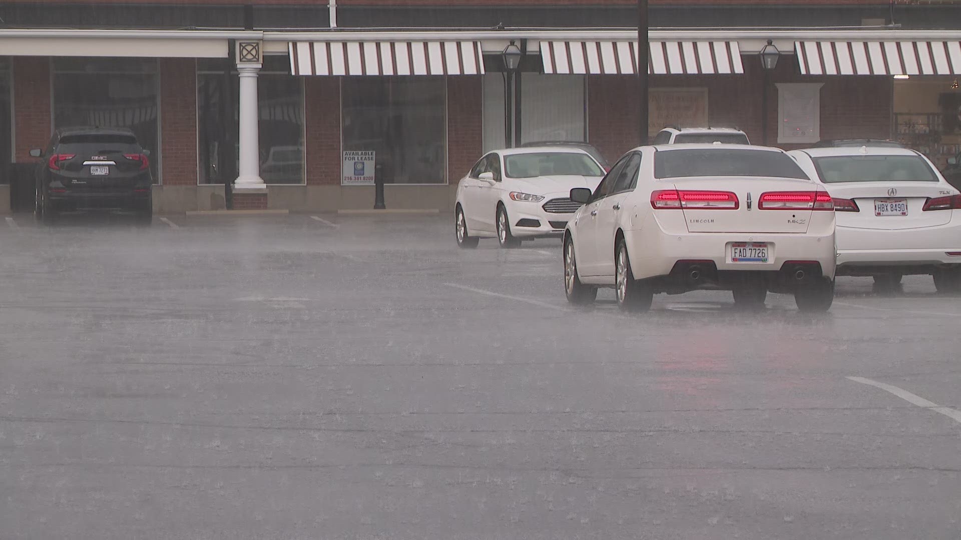 Heavy rains fall in Bay Village