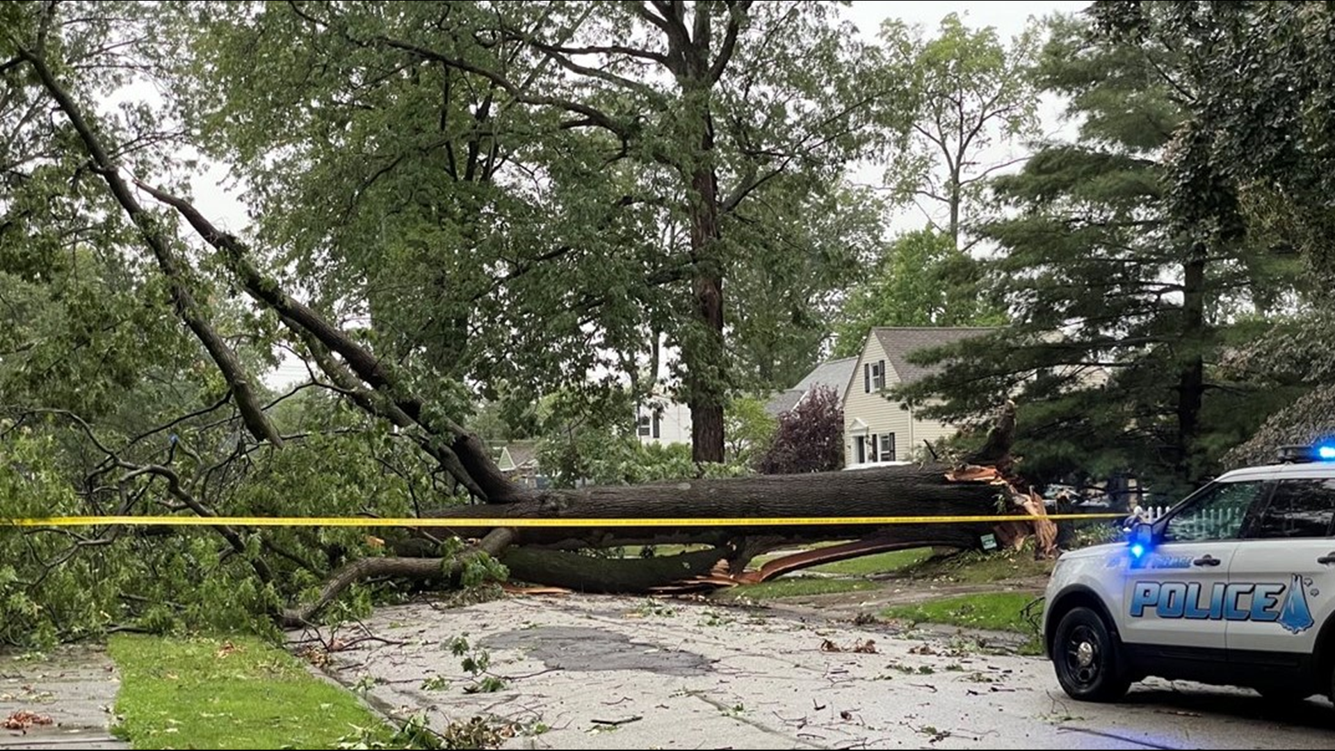 Storms cause power outages and damage in Northeast Ohio | wkyc.com