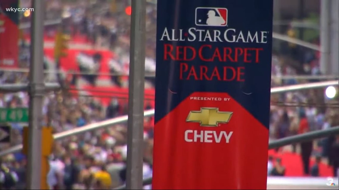 File:Gary Sánchez during 2019 MLB All-Star Red Carpet Parade