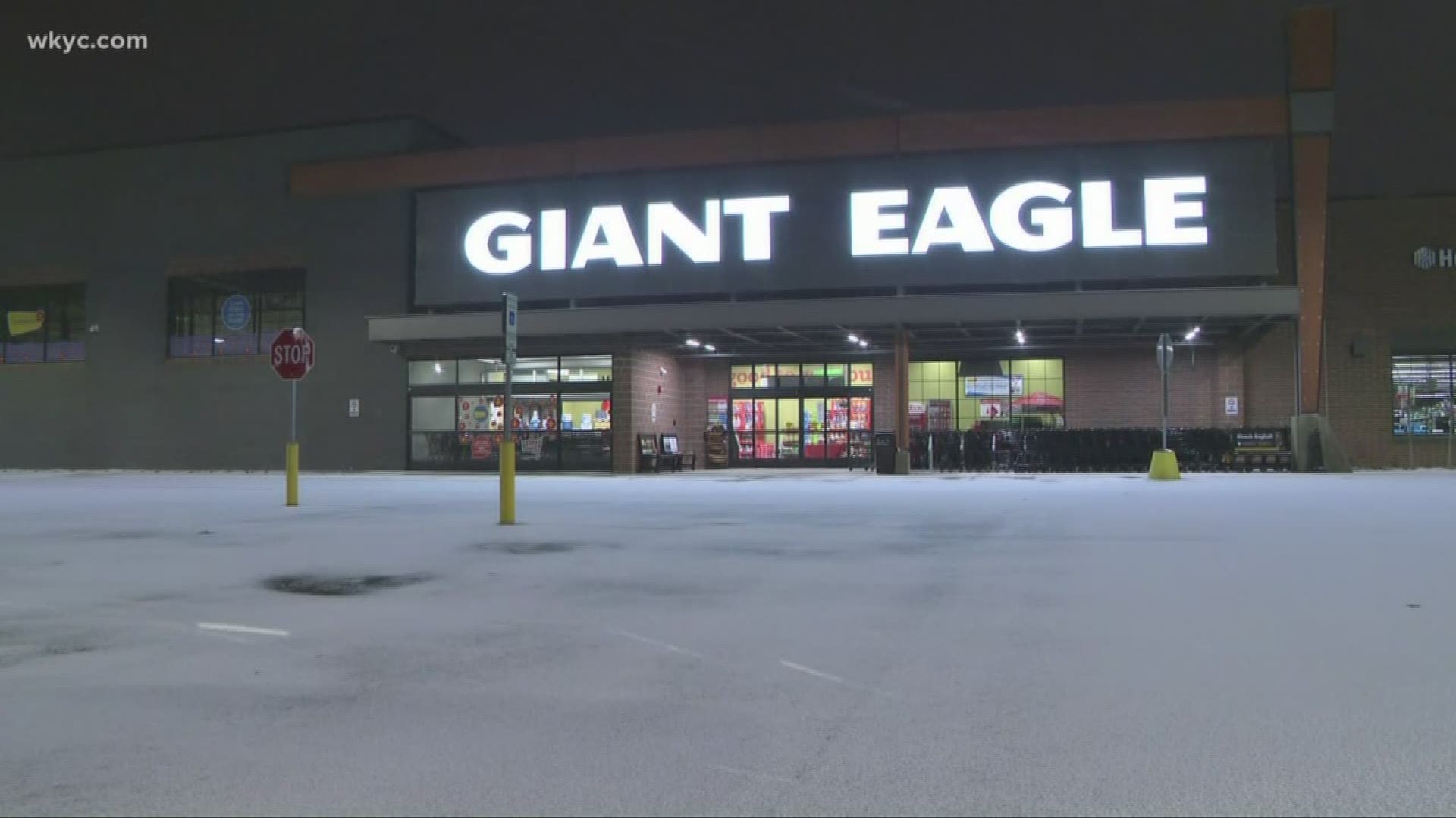 According to the Ohio Lottery, a lucky Mega Millions winner purchased last night's winning $372 million ticket at the Giant Eagle store on Tyler Boulevard.