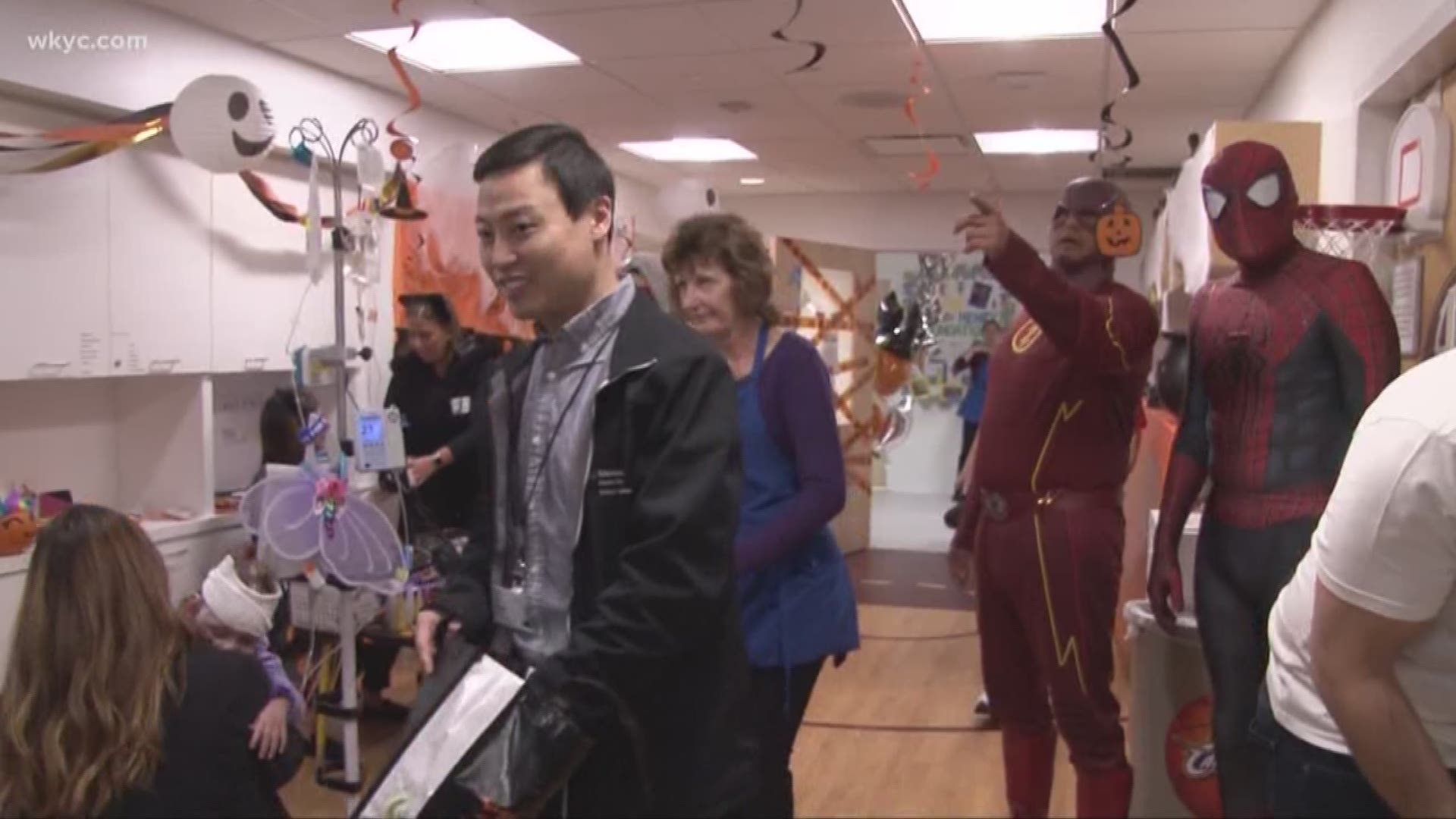Cleveland Clinic hosts superhero-themed Halloween party for pediatric kids