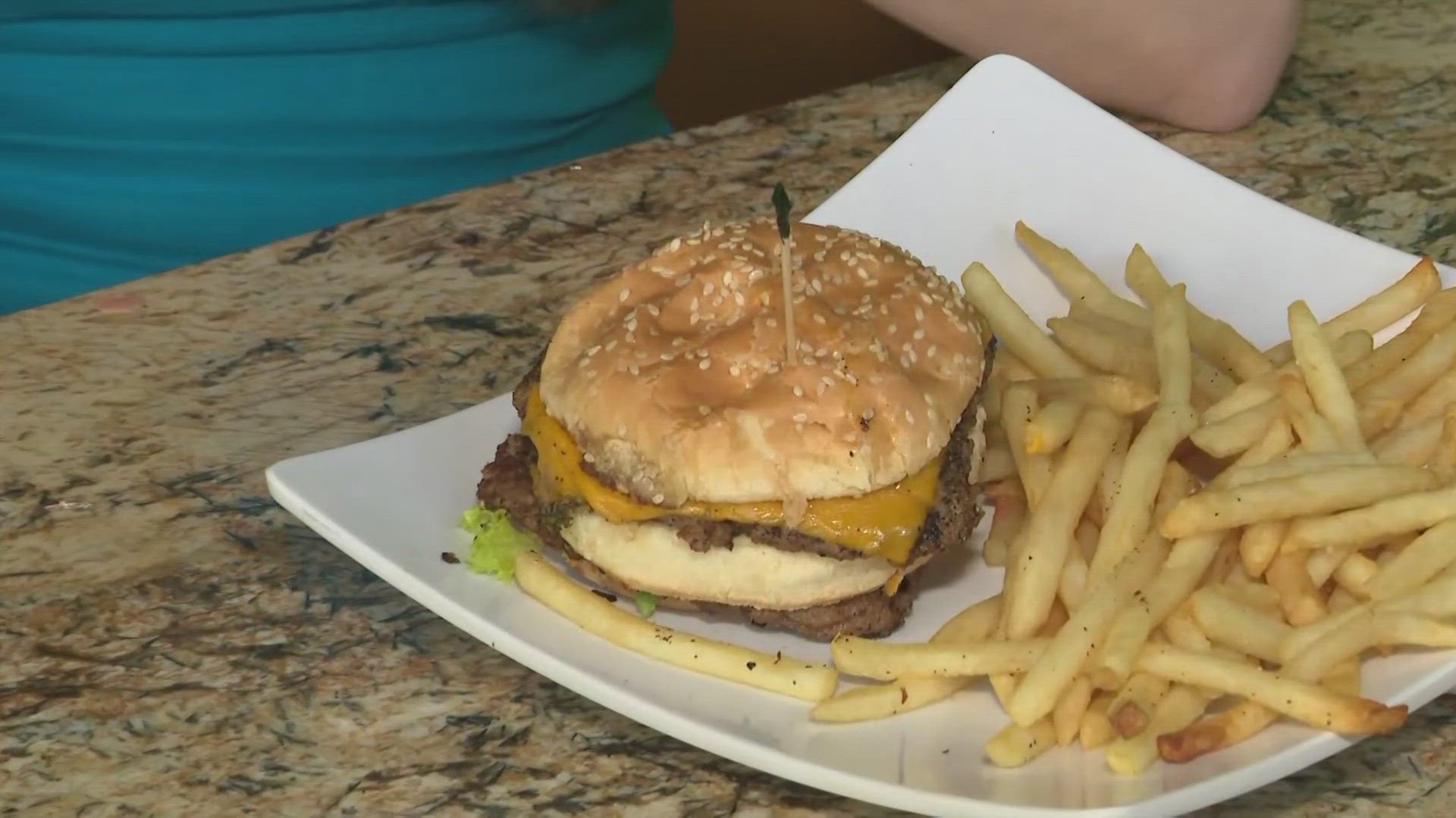 We head to Akron where there's a new spot to grab a bite to eat.  Stephanie Haney has more on The Soulful Vegan in Akron with today's First Look.