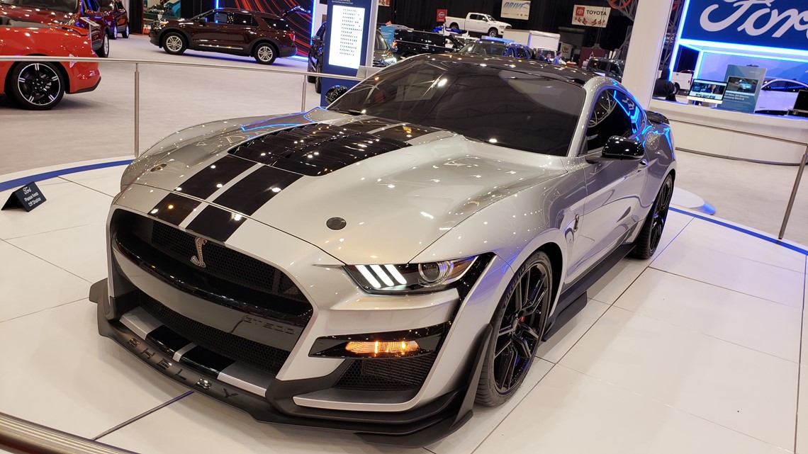 Photos 2020 Cleveland Auto Show at IX Center