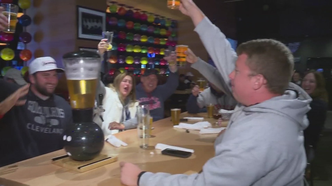 Guardians fans take over downtown Cleveland ahead ALCS Game 4 vs. New