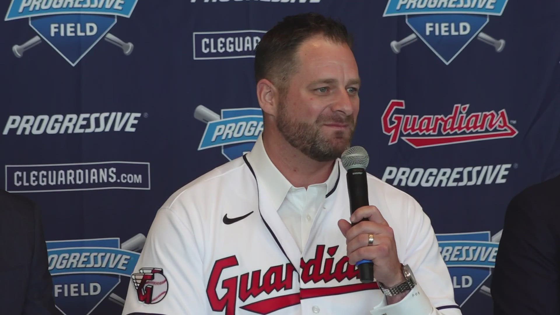 Cleveland Guardians introduce Stephen Vogt as team's next manager