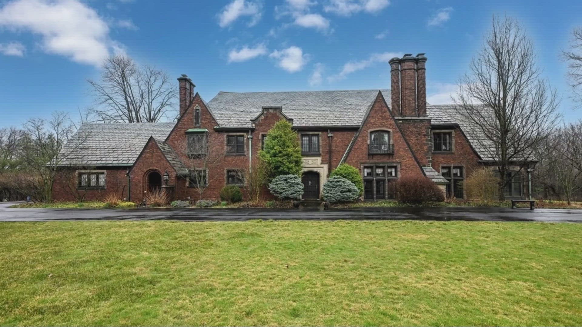 'It later became known as the Jackson House because it was once inhabited by Lee Jackson, former President of Firestone Tire & Rubber Company,' the listing says.