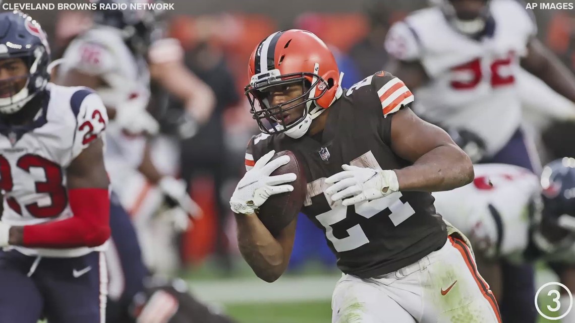 WATCH: Nick Chubb gives the Browns a consolation score vs. Dolphins