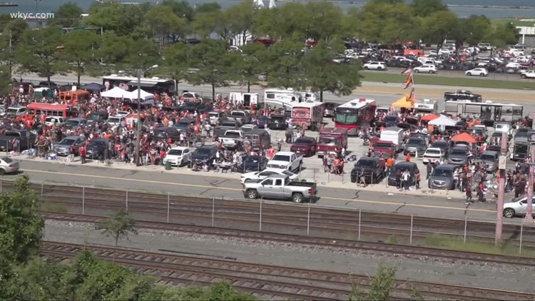 Cleveland Browns Fans Erupt in Wild Muni Lot Pregame Brawl