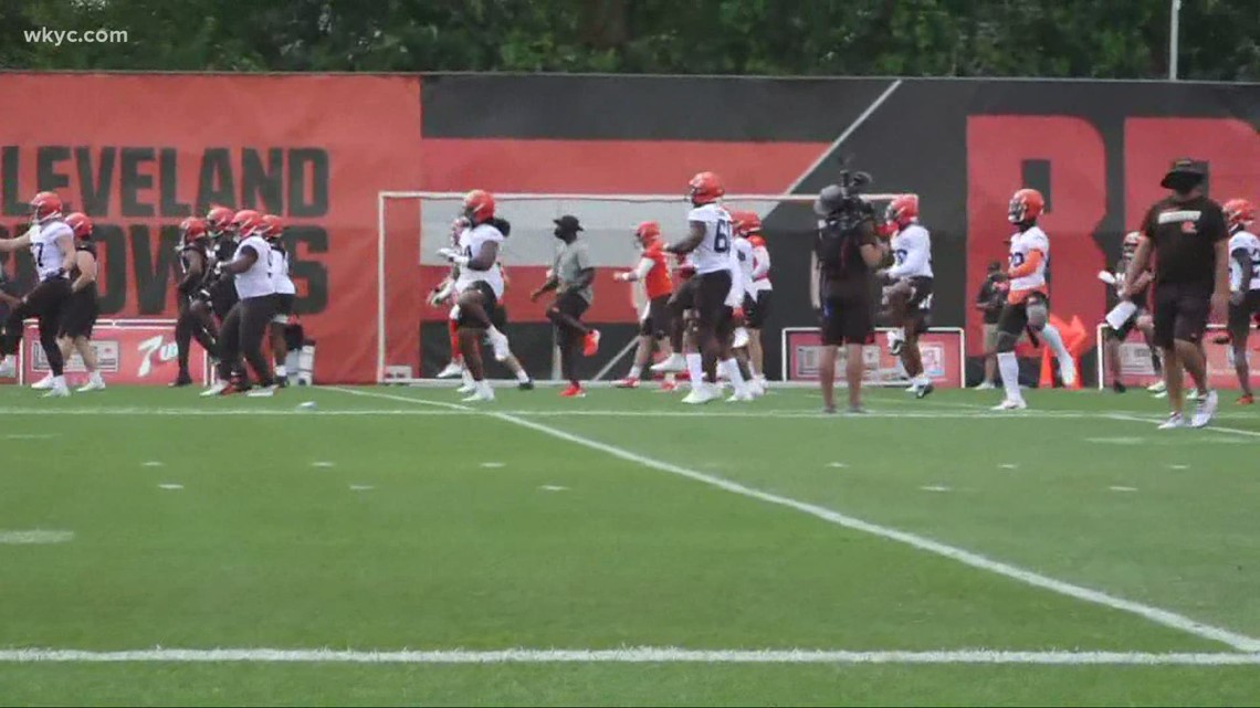 Cleveland Browns move practice inside; fans unable to attend