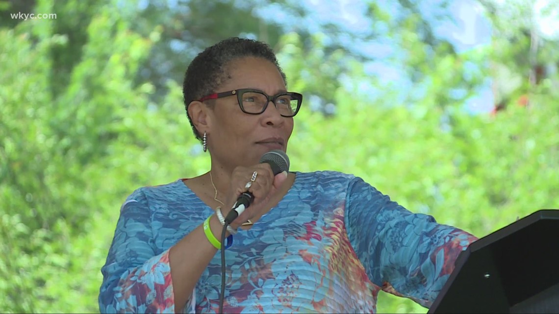 HUD Secretary Marcia Fudge in Akron for 'America's Back Together' - Vimarsana News