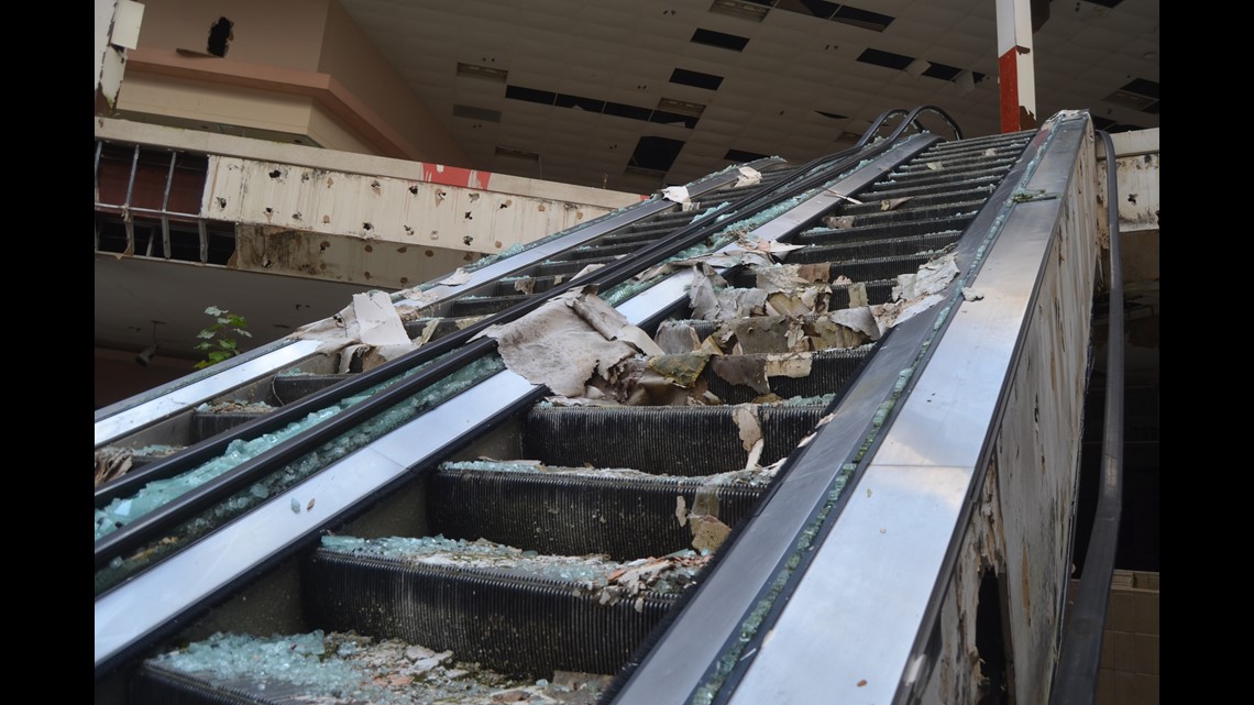 PHOTOS Rolling Acres Mall Final look inside