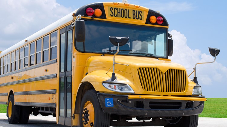 Mentor middle school closes Friday due to absence of bus drivers