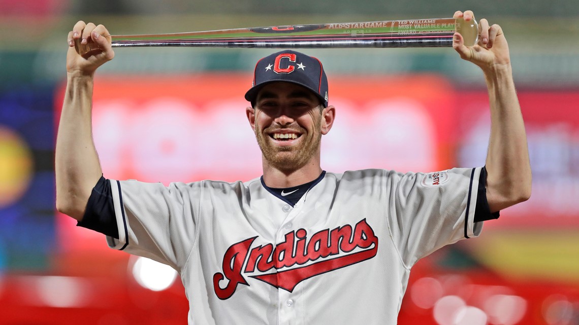 Shane Bieber pitches Guardians to tight win over Cards