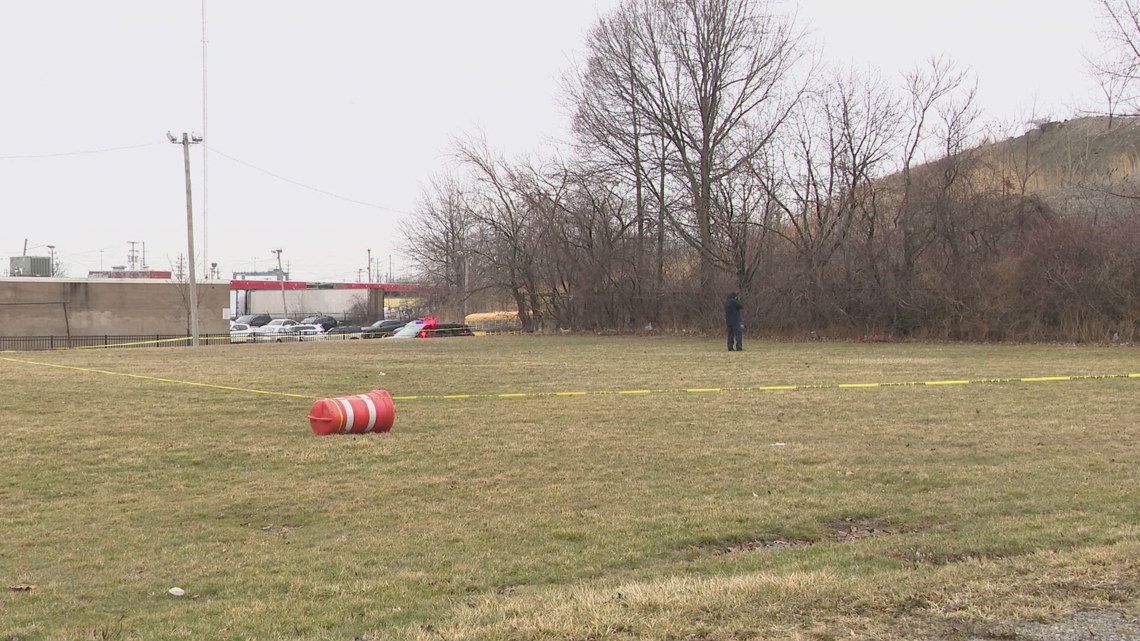 Woman arrested by Cleveland police after bodies of 2 young girls found in suitcases