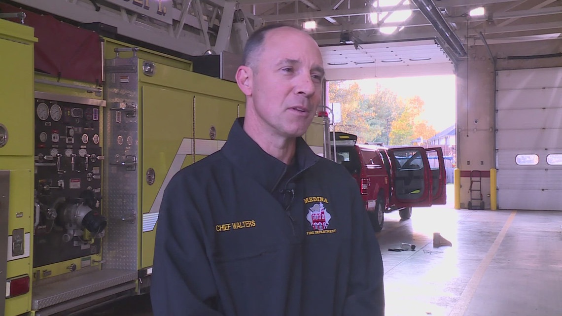 Medina fire chief rescue woman from burning house