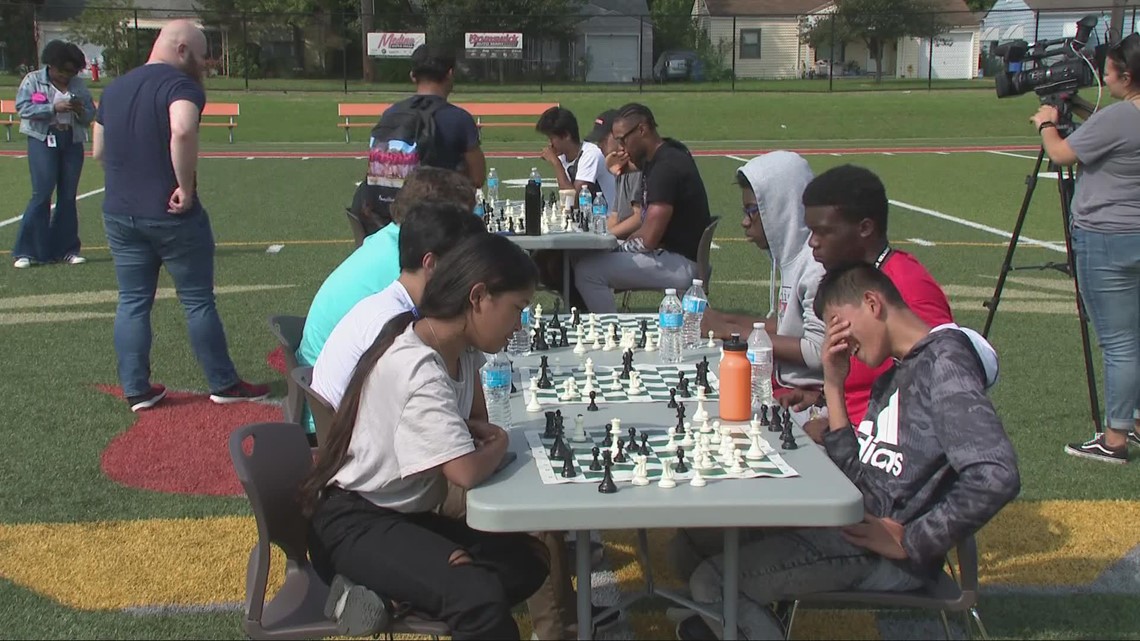 Cleveland Guardians players reunite with John Marshall High Schoolers for another game of chess