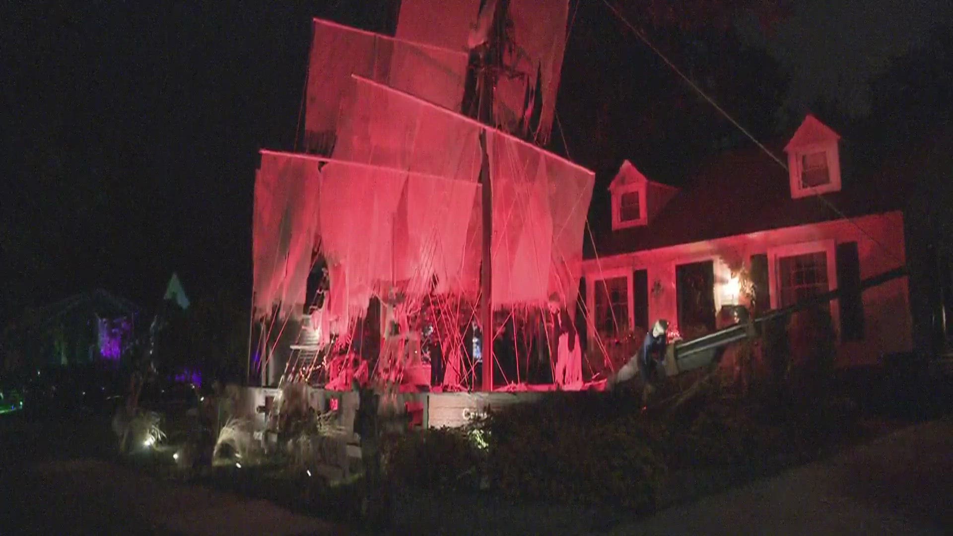 Check this out! Ray Kent, who says he's the secretary of the Cleveland Haunt Club, has unleashed this incredible Halloween display in Bay Village.