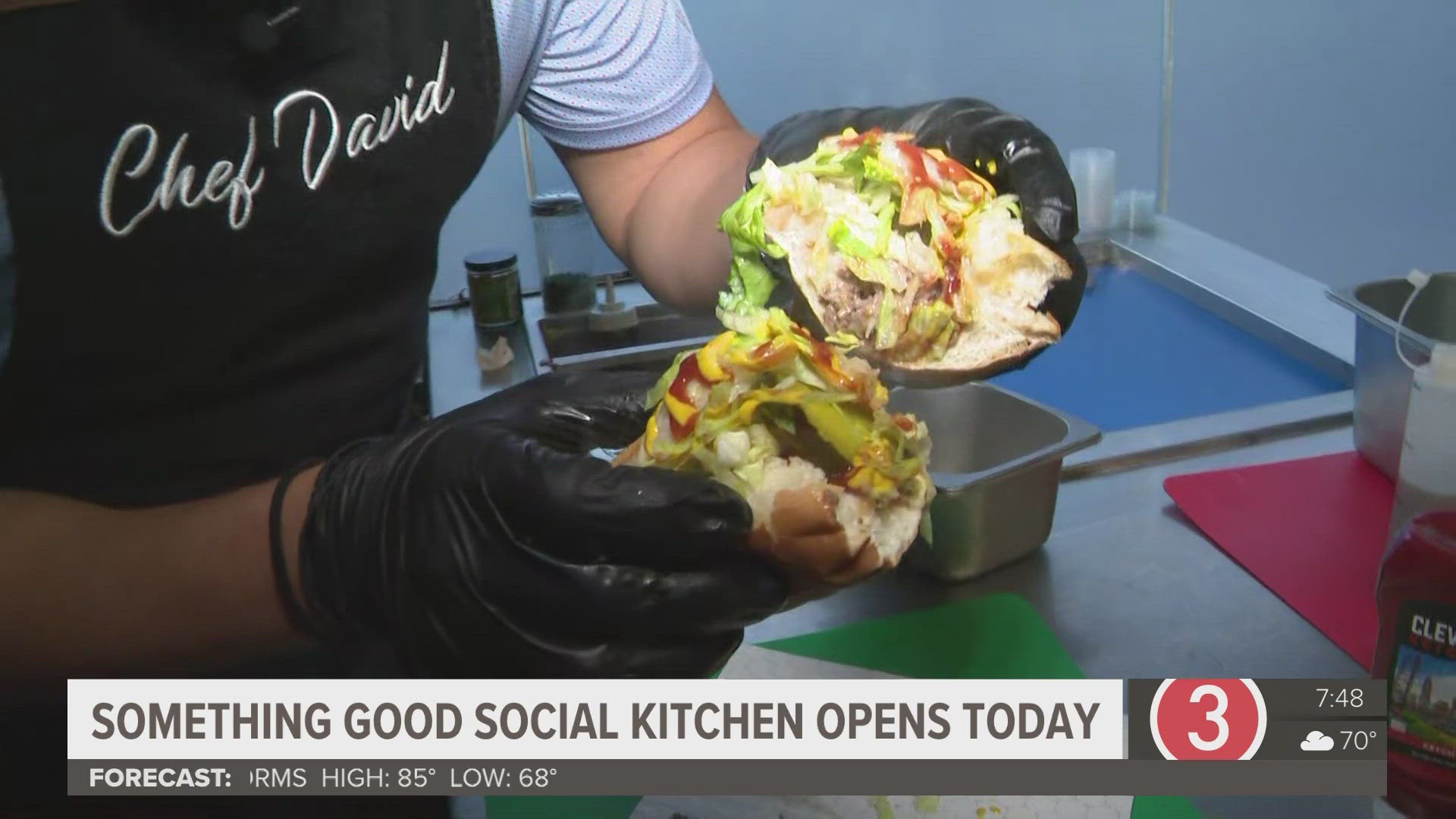 Watch what happened when 3News' David Greenberg stepped up to cook some food at the new Something Good Social Kitchen at Playhouse Square in Cleveland.