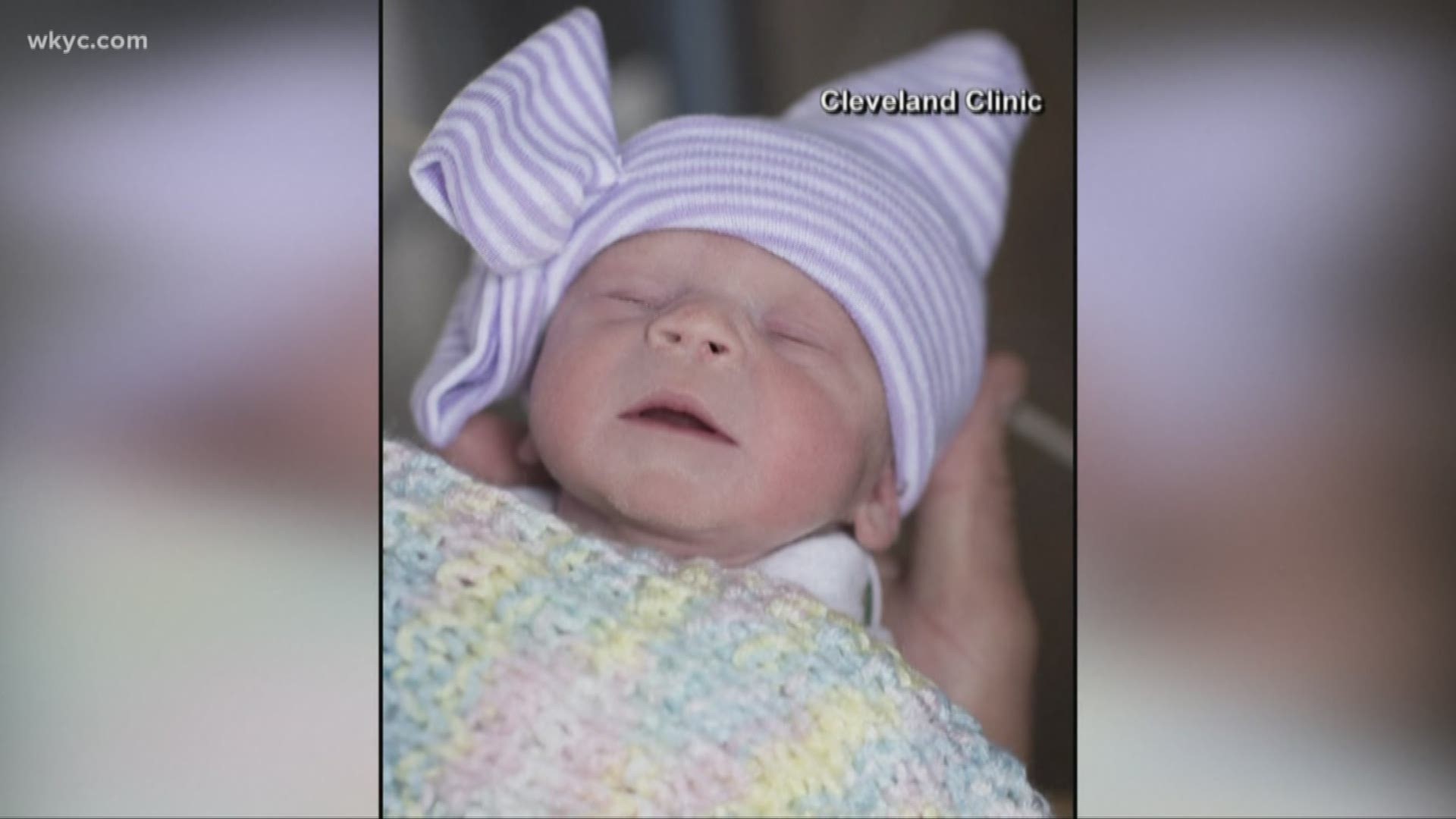 The Cleveland Clinic says it has delivered the first baby in North America after a womb transplant from a dead donor.
