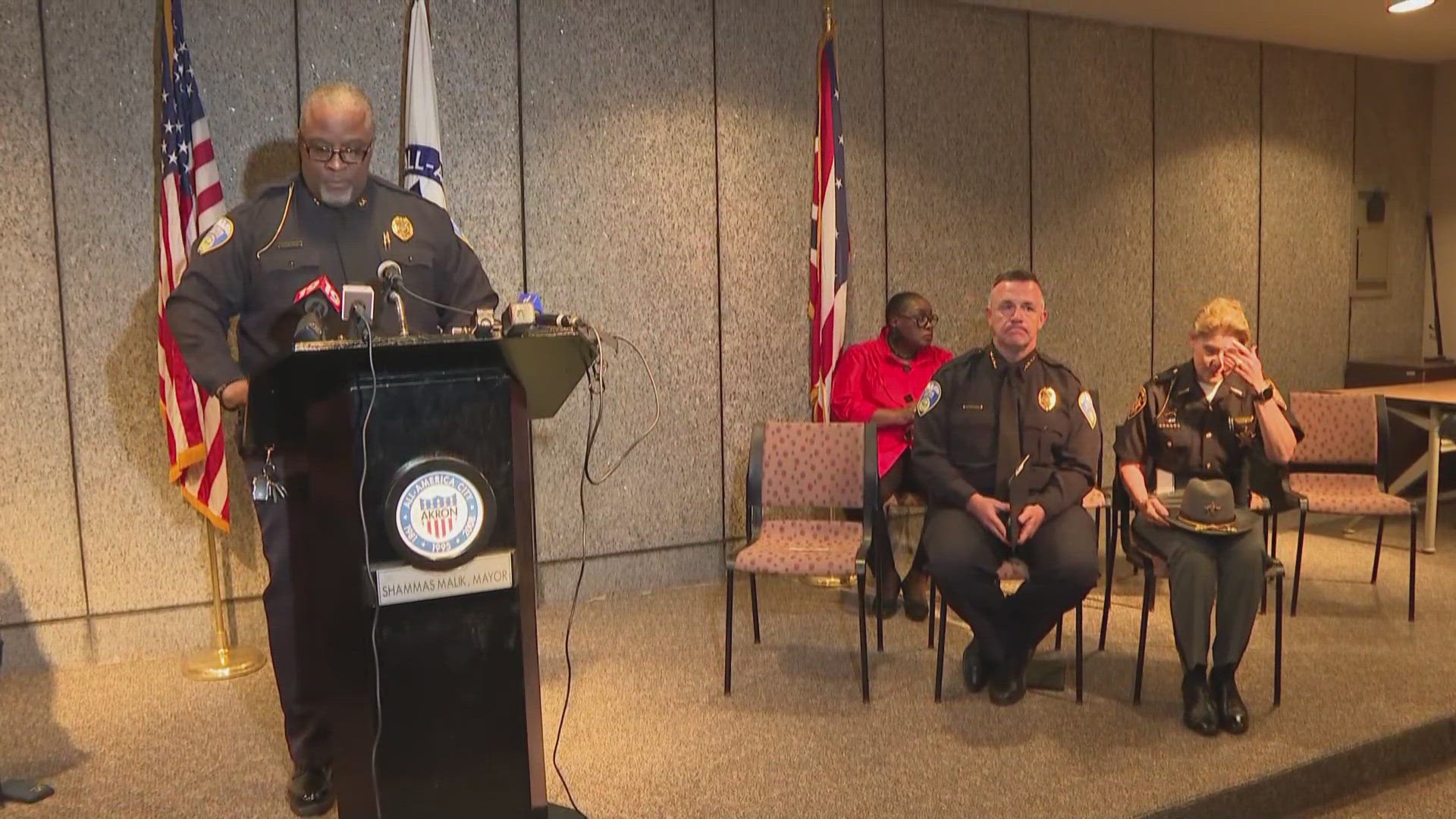 3News live streamed the press conference on Sunday evening.