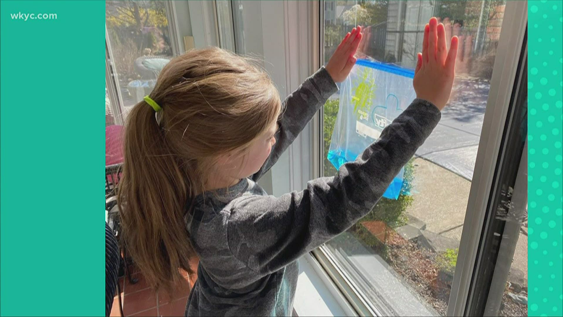 On this Earth Day, show the kids how our weather cycle works! Maureen Kyle has an easy project that only needs a plastic bag, water and a sunny window.
