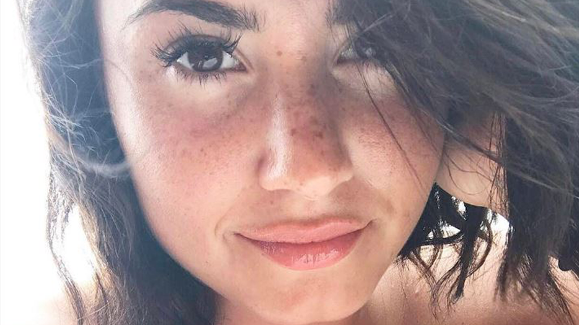 Demi Lovato Continues To Flaunt Cleavage In Latest Sexy Swimsuit Selfie 