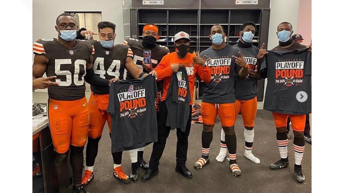 Cleveland Browns T-Shirts in Cleveland Browns Team Shop 