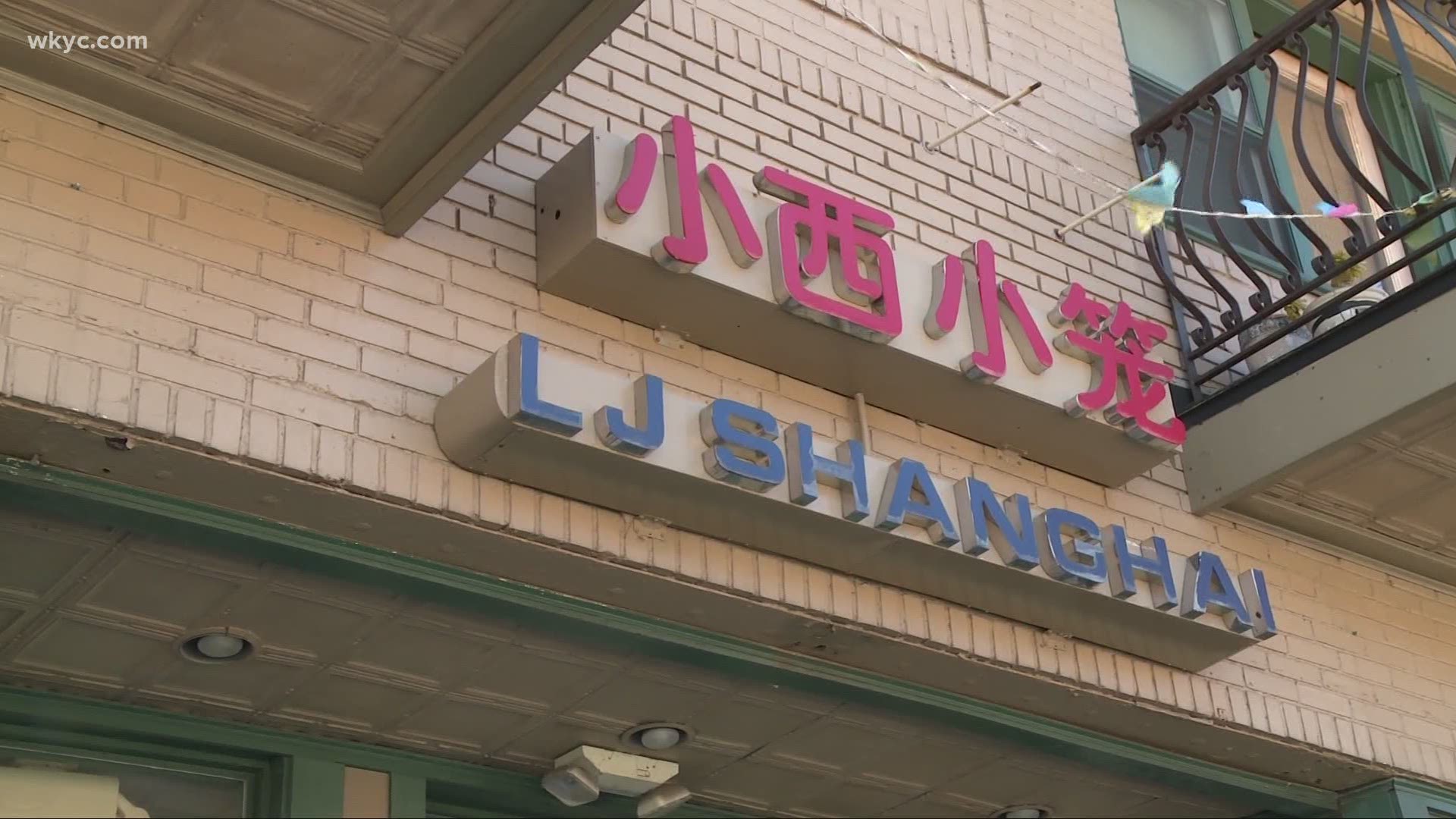 A Cash Mob rallied on Saturday in support of the LJ Shanghai restaurant after harassing phone calls. 3News' Will Ujek has the story.