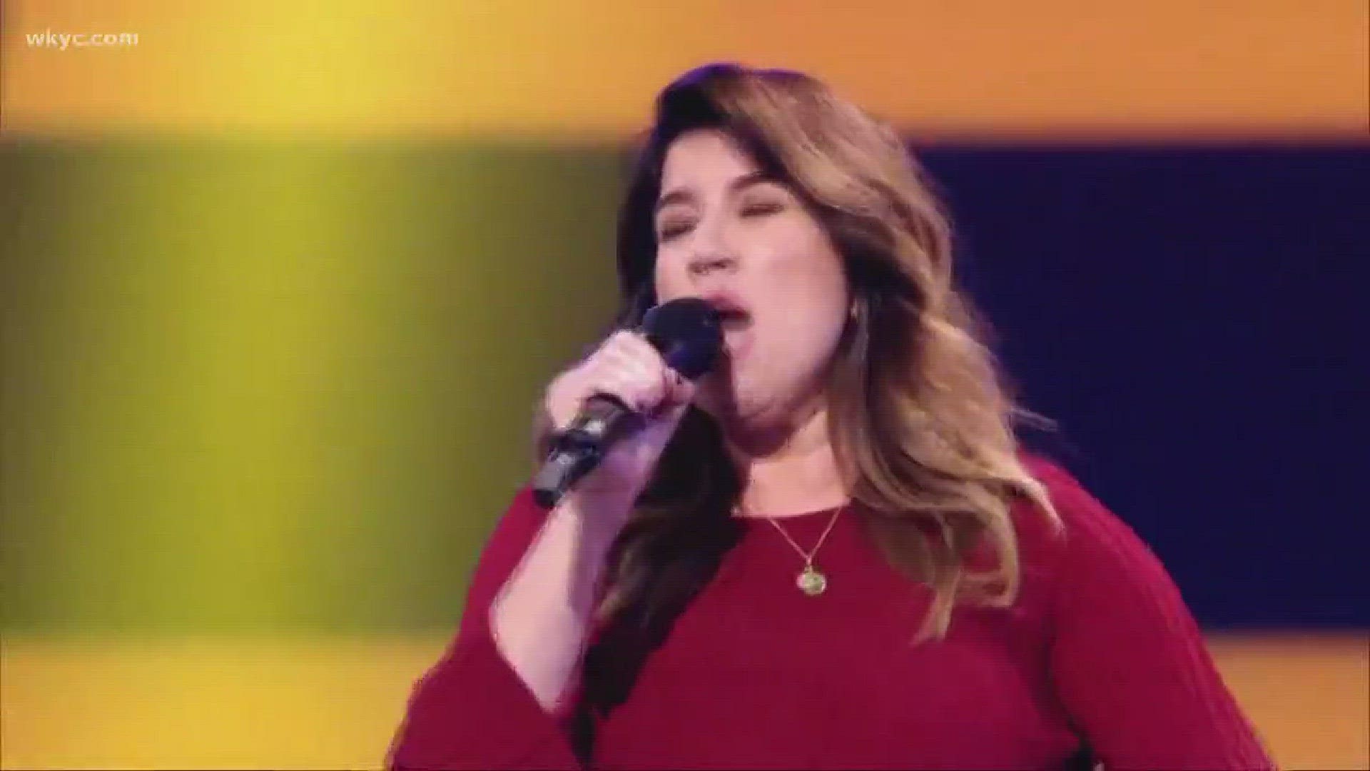 Local mom competes in "The Voice: Holland"